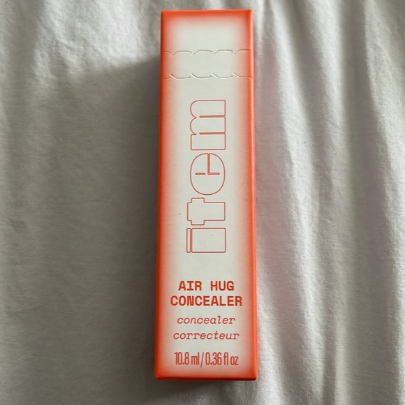 ITEM Air Hug Concealer - Picture 3 of 4